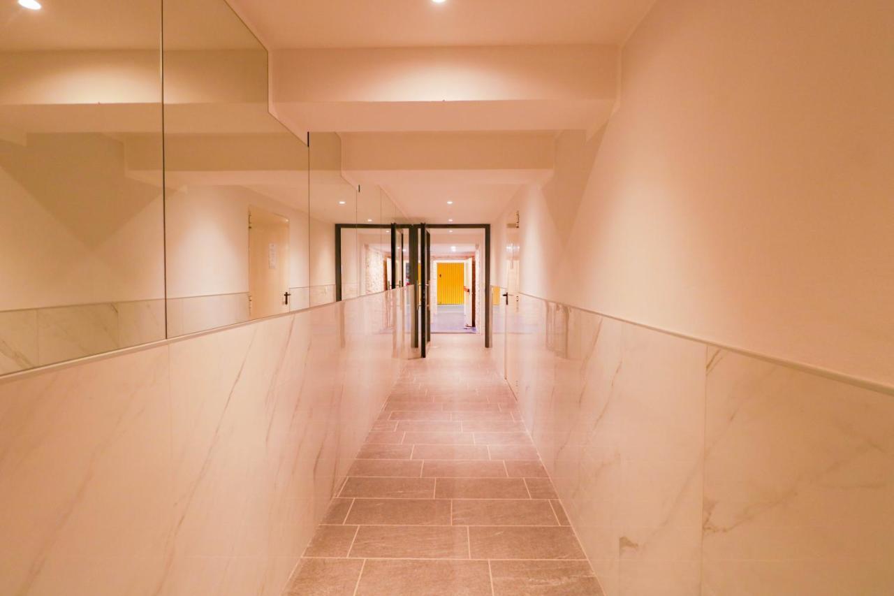 H11 Luxury 9A - Porto - Piscina - Jacuzzi Leilighet Santo Stefano al Mare Eksteriør bilde