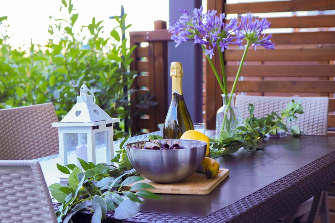 H11 Luxury 9A - Porto - Piscina - Jacuzzi Leilighet Santo Stefano al Mare Eksteriør bilde