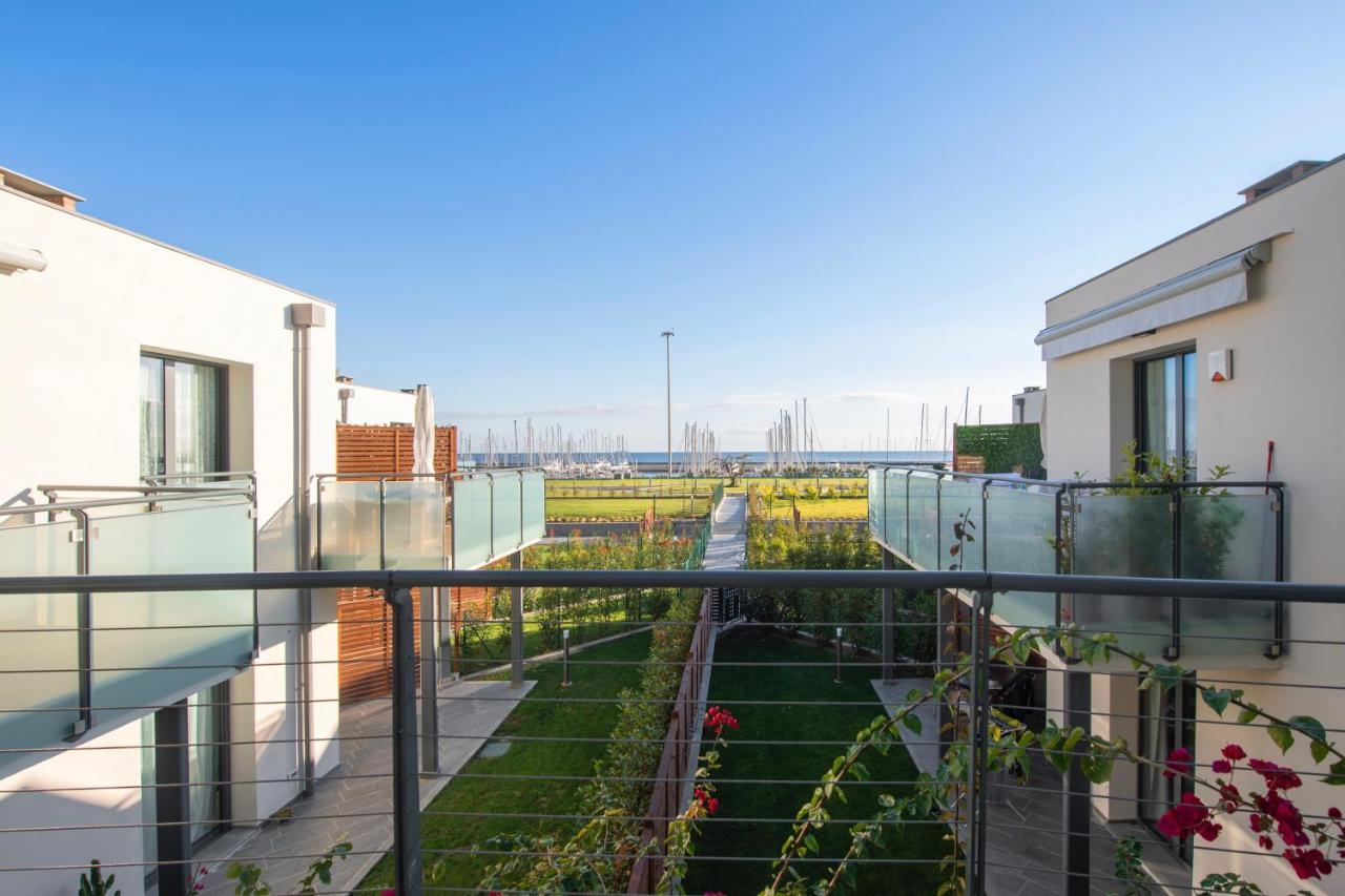 H11 Luxury 9A - Porto - Piscina - Jacuzzi Leilighet Santo Stefano al Mare Eksteriør bilde