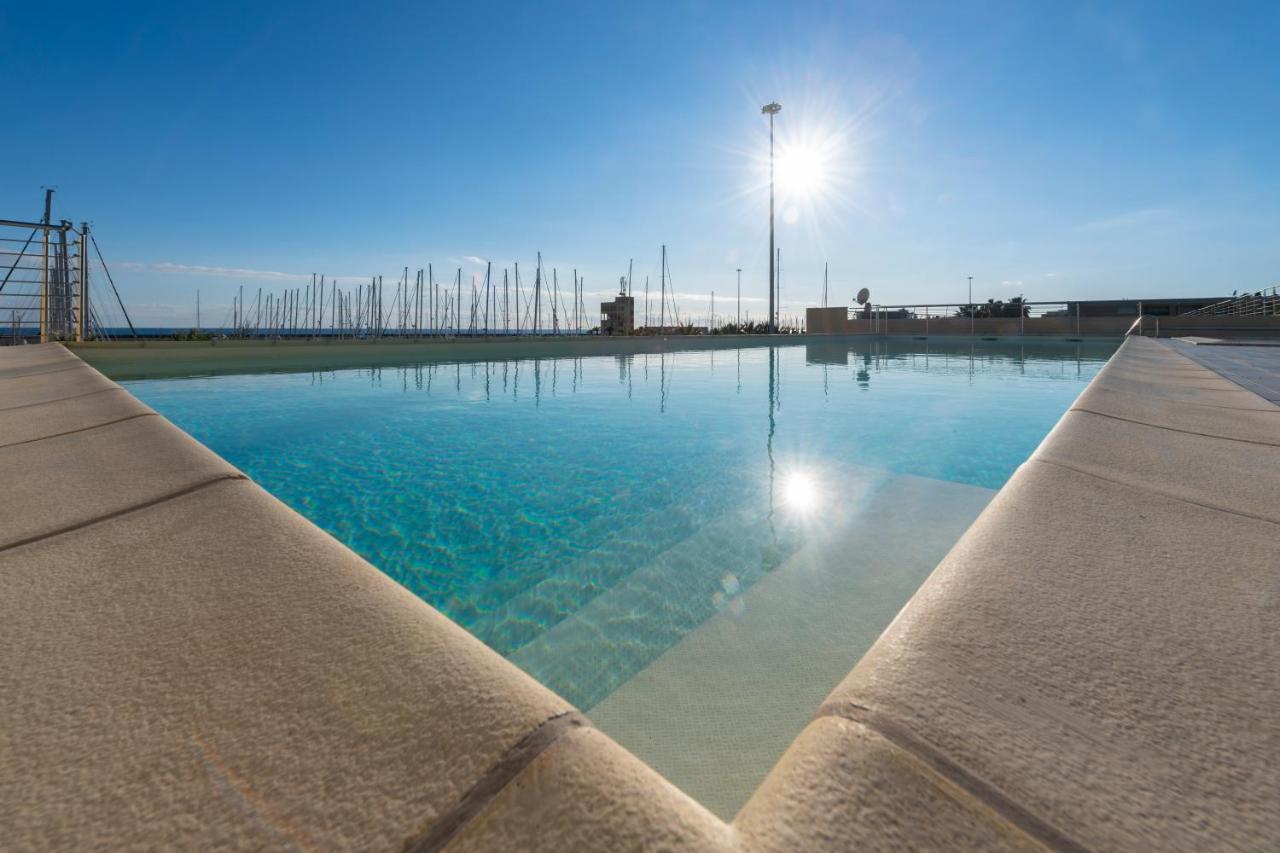 H11 Luxury 9A - Porto - Piscina - Jacuzzi Leilighet Santo Stefano al Mare Eksteriør bilde